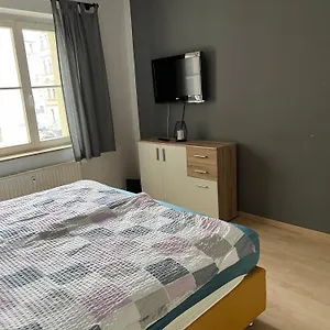 Apartment Mit 2 Schlafzimmern In Dresdner Neustadt